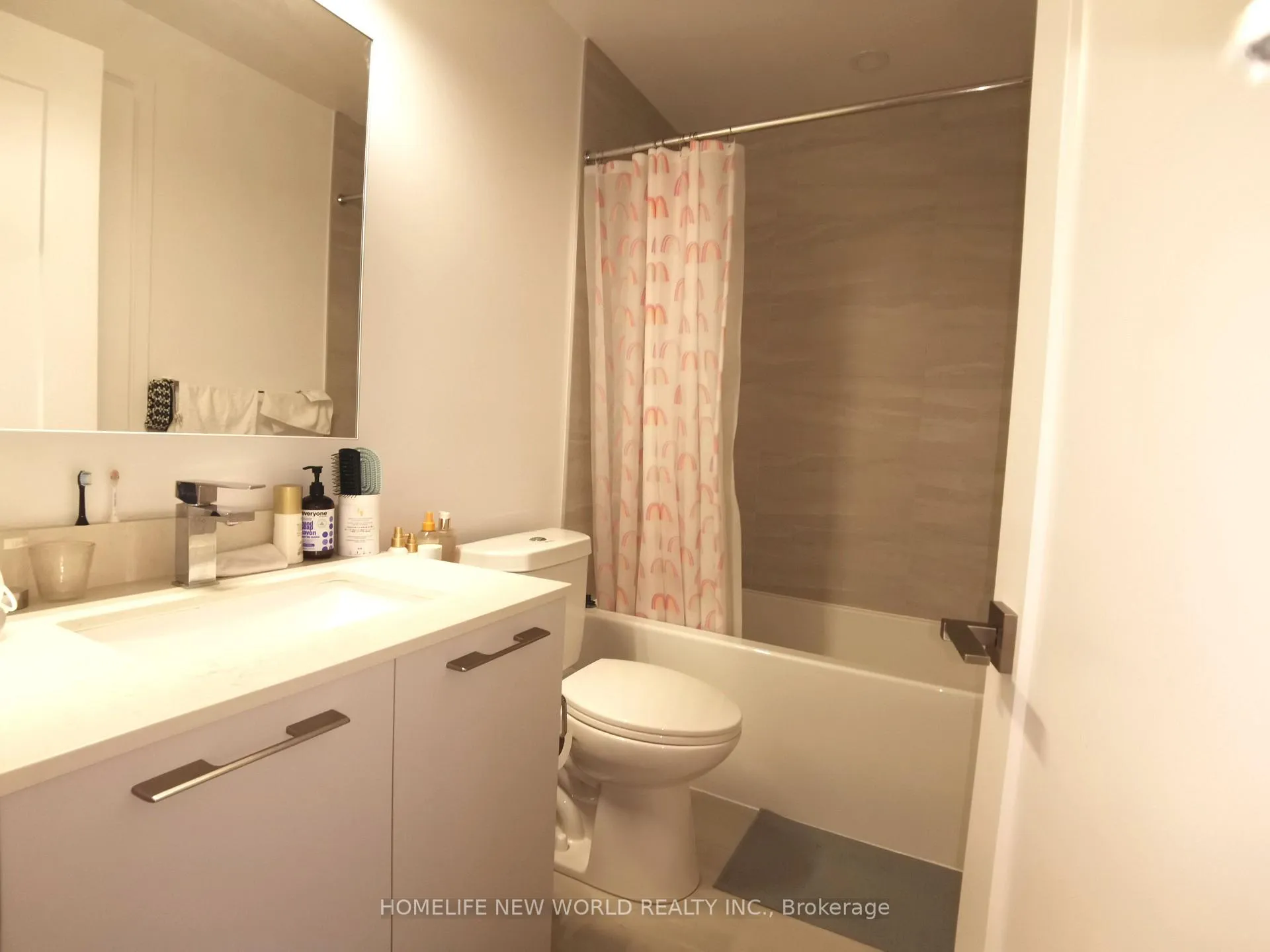 Photo 8 of Unit 2007, 38 Water Walk Drive, Markham, Unionville — HOMEH