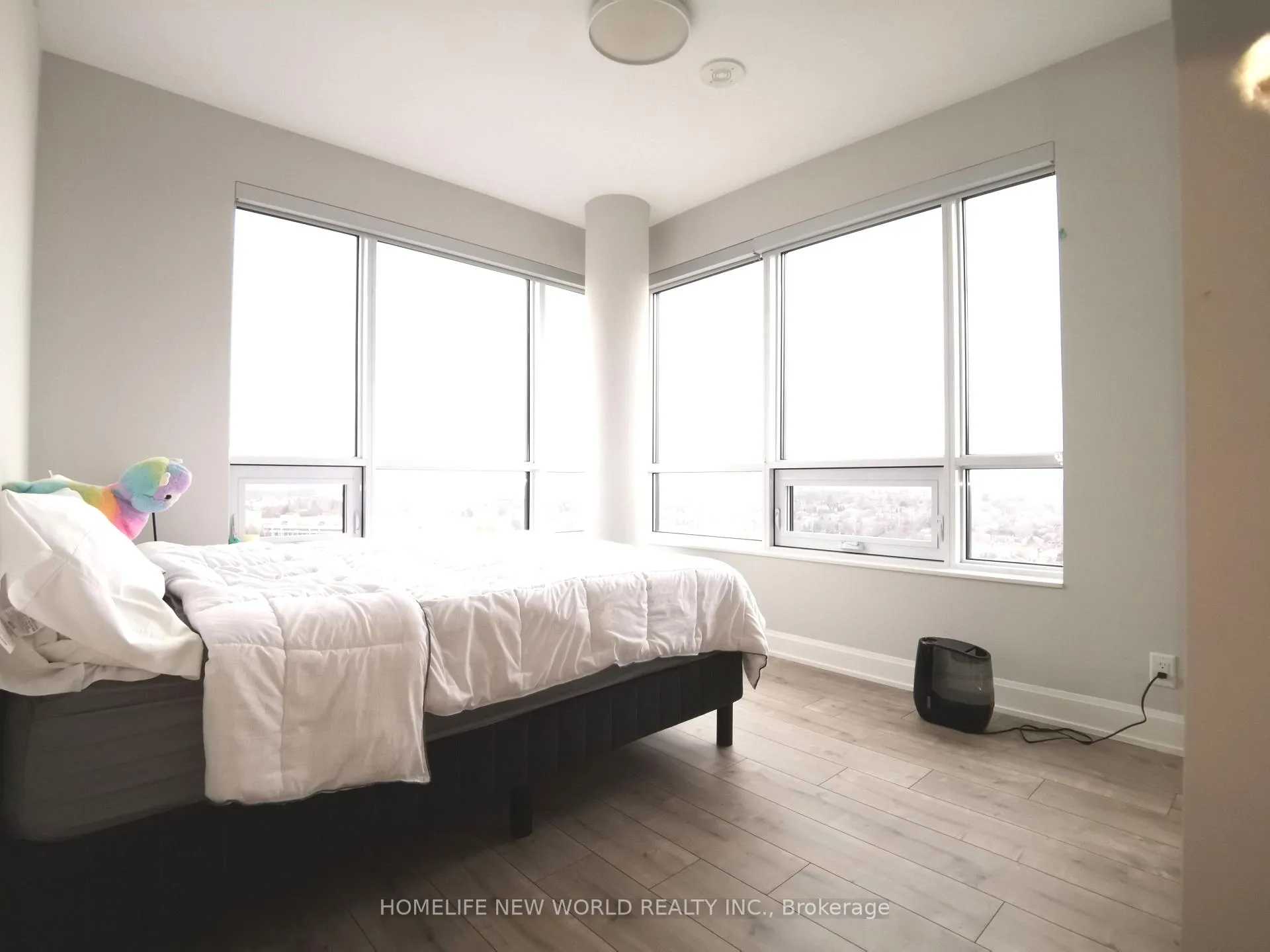 Photo 11 of Unit 2007, 38 Water Walk Drive, Markham, Unionville — HOMEH