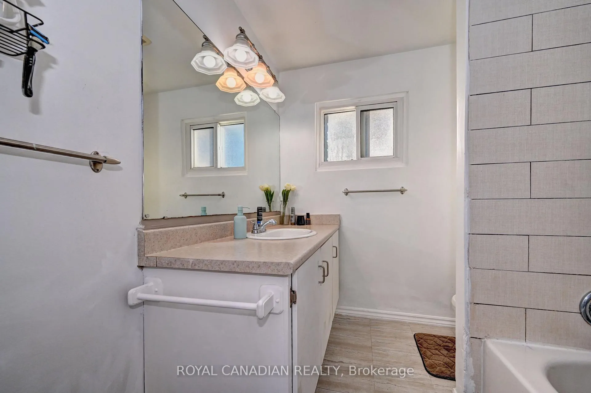 Photo 23 of Unit 40, 515 Weber Street N, Waterloo — HOMEH