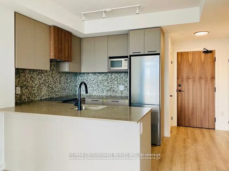 Photo 6 of Unit 210, 10 Lagerfeld Drive, Brampton, Credit Valley — HOMEH