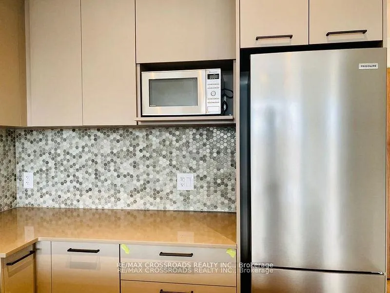 Photo 9 of Unit 210, 10 Lagerfeld Drive, Brampton, Credit Valley — HOMEH