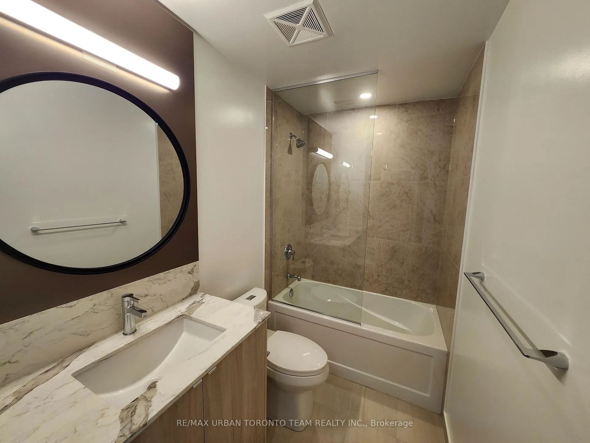 Photo 12 of Unit 2801, 771 Yonge Street, Toronto, The Annex — HOMEH