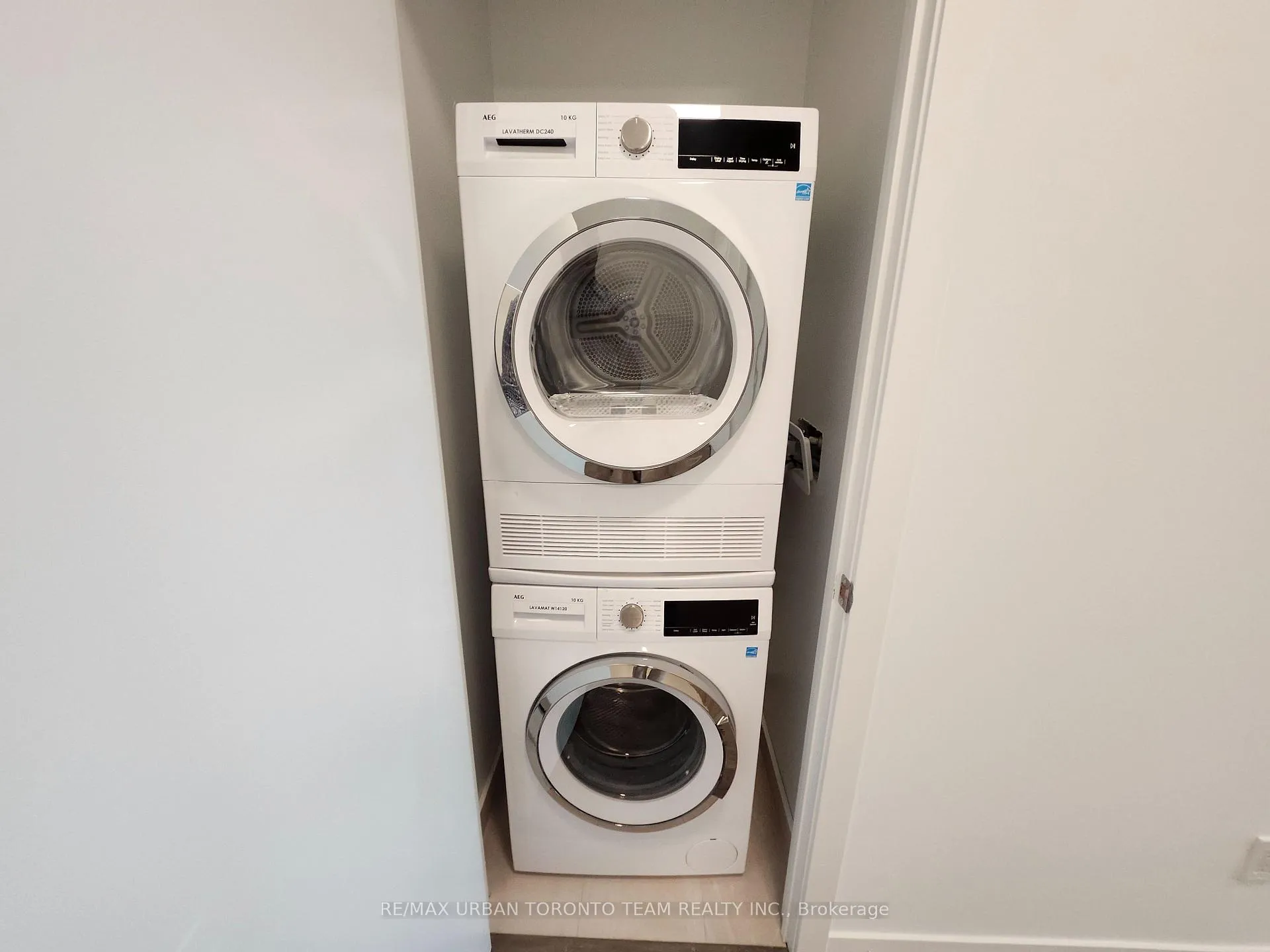 Photo 14 of Unit 2801, 771 Yonge Street, Toronto, The Annex — HOMEH