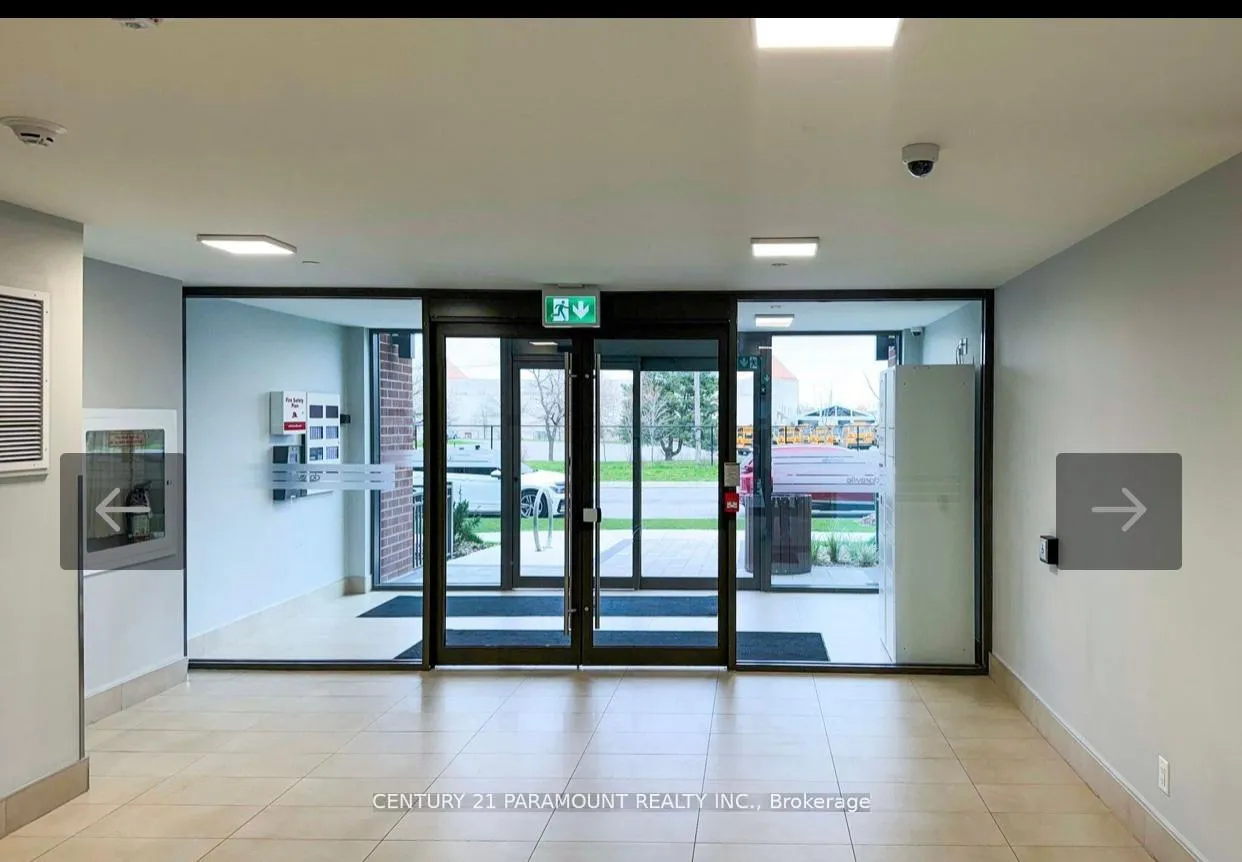 Photo 3 of Unit 319, 95 Attmar Drive, Brampton, Brampton East — HOMEH