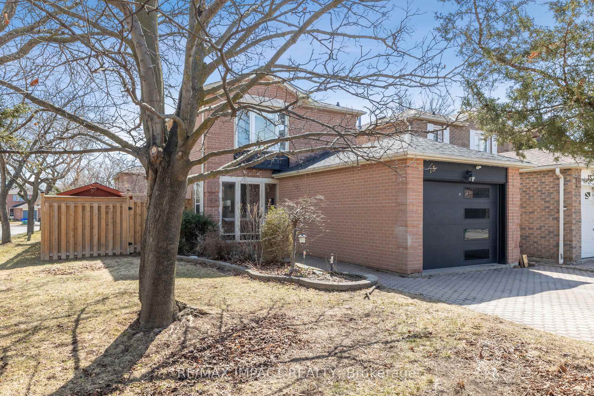 Photo 2 of 15 Hendley Drive, Ajax, Central West — HOMEH