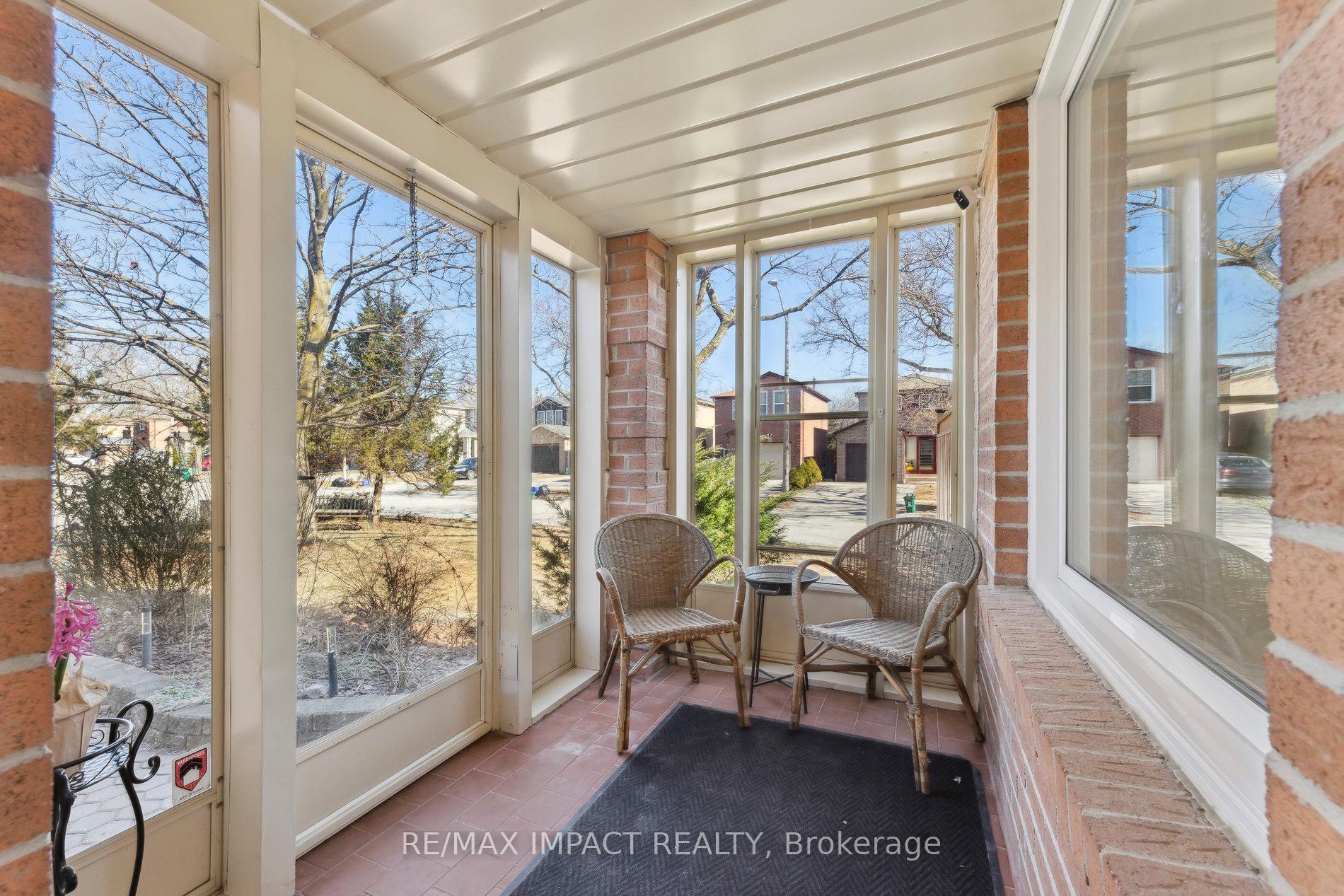 Photo 4 of 15 Hendley Drive, Ajax, Central West — HOMEH