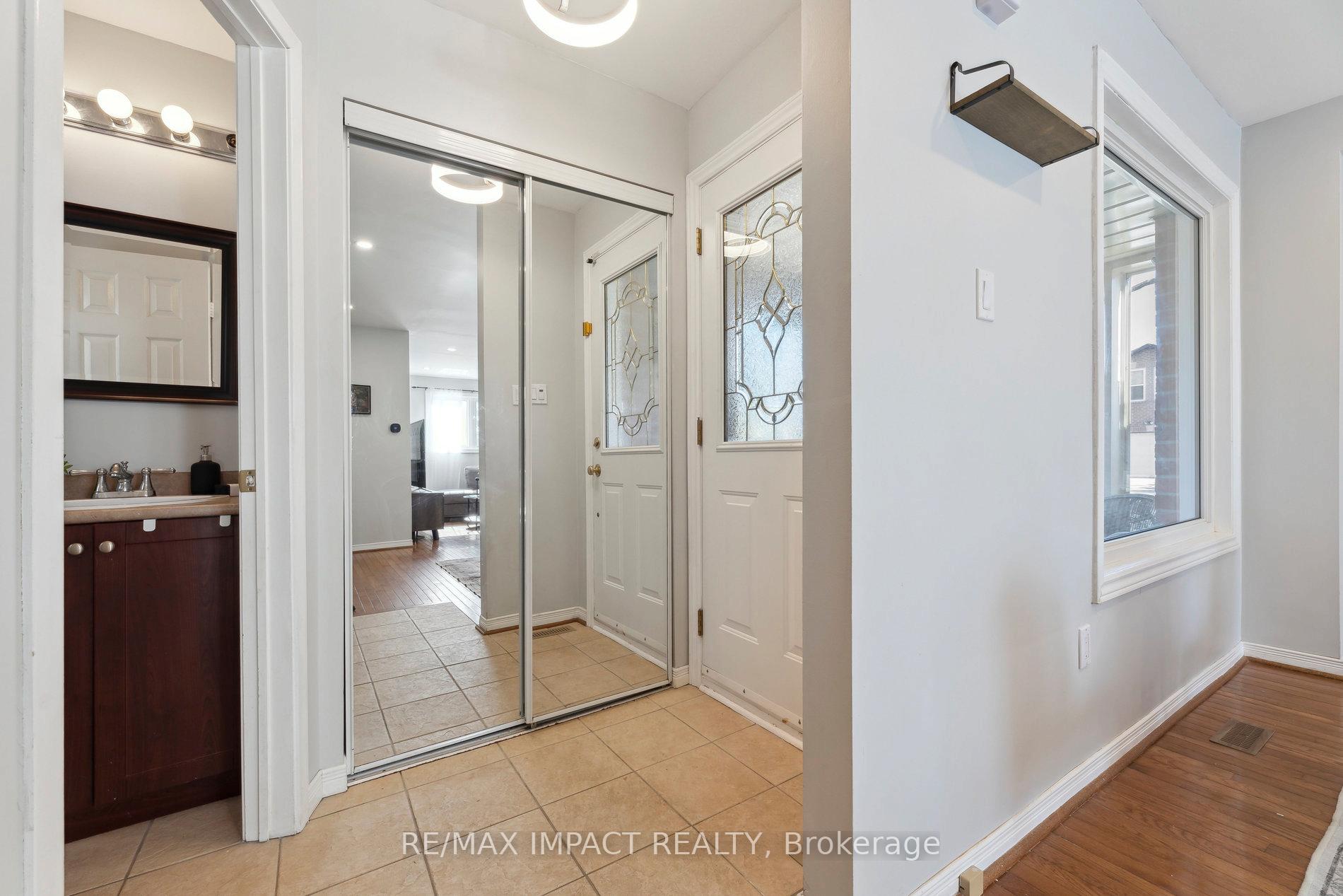 Photo 5 of 15 Hendley Drive, Ajax, Central West — HOMEH