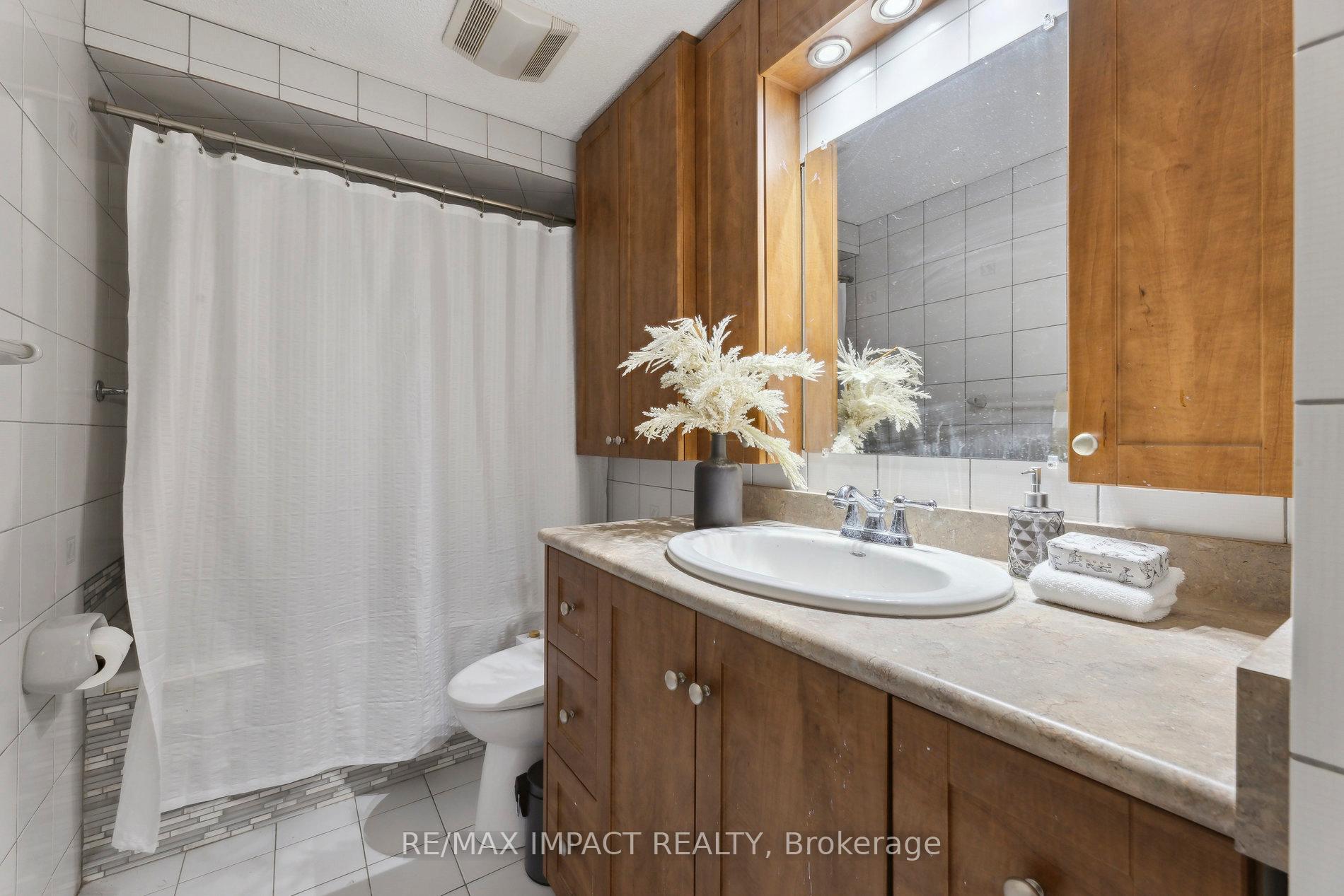 Photo 25 of 15 Hendley Drive, Ajax, Central West — HOMEH