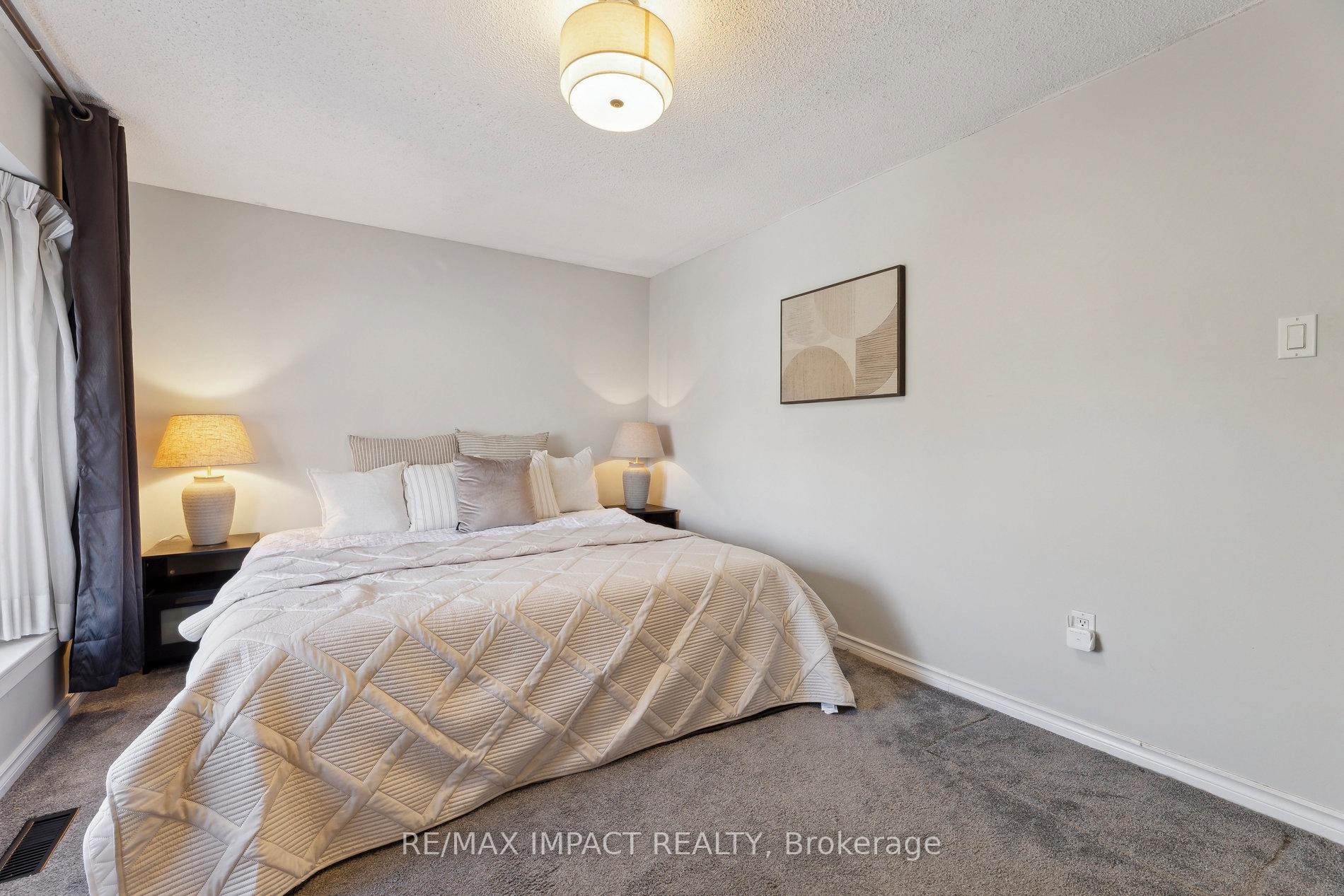 Photo 26 of 15 Hendley Drive, Ajax, Central West — HOMEH