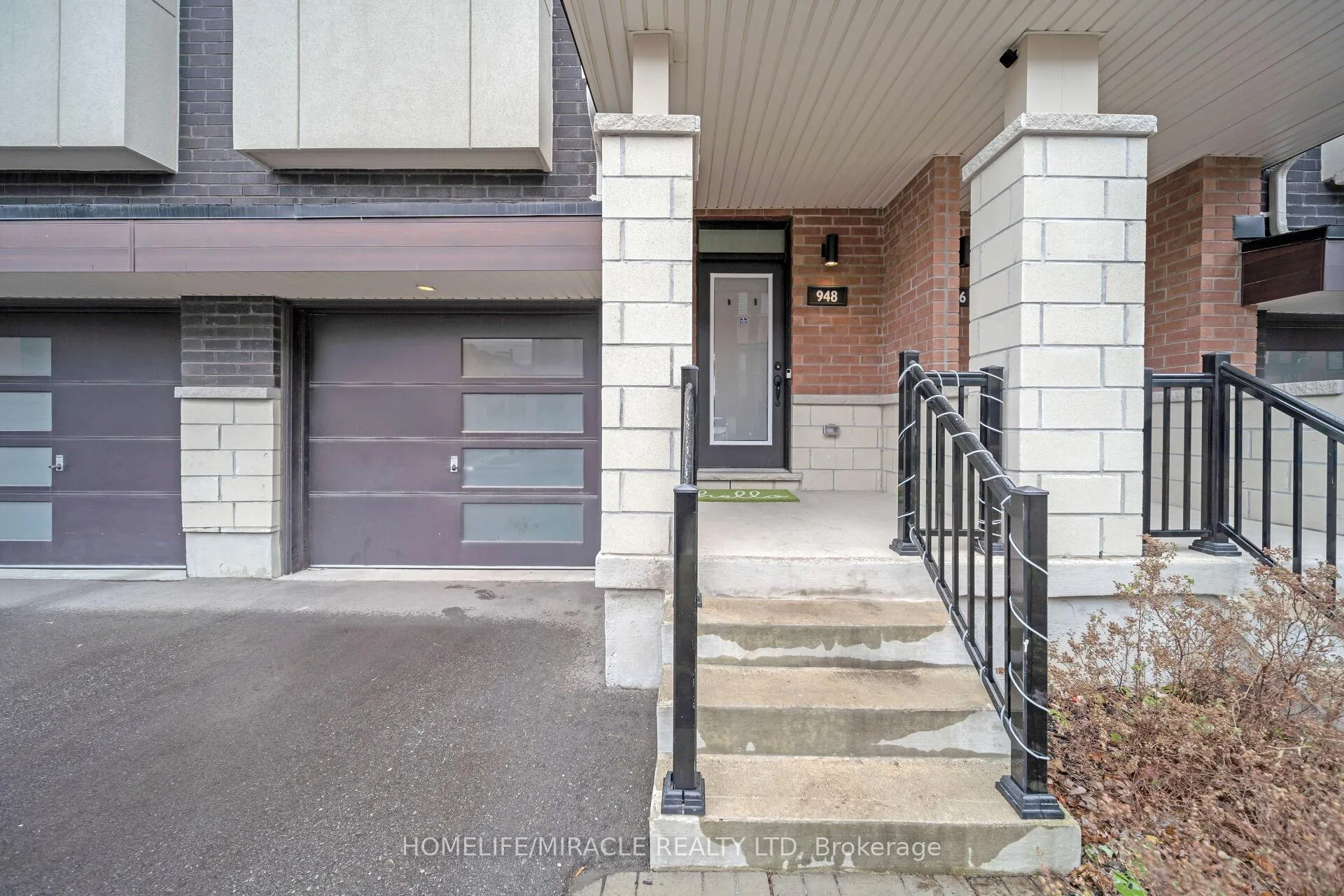 Photo 2 of 948 kicking horse Path N, Oshawa, McLaughlin — HOMEH