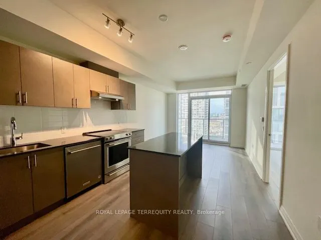 Photo 10 of Unit 1918, 8960 Jane Street, Vaughan, Concord — HOMEH