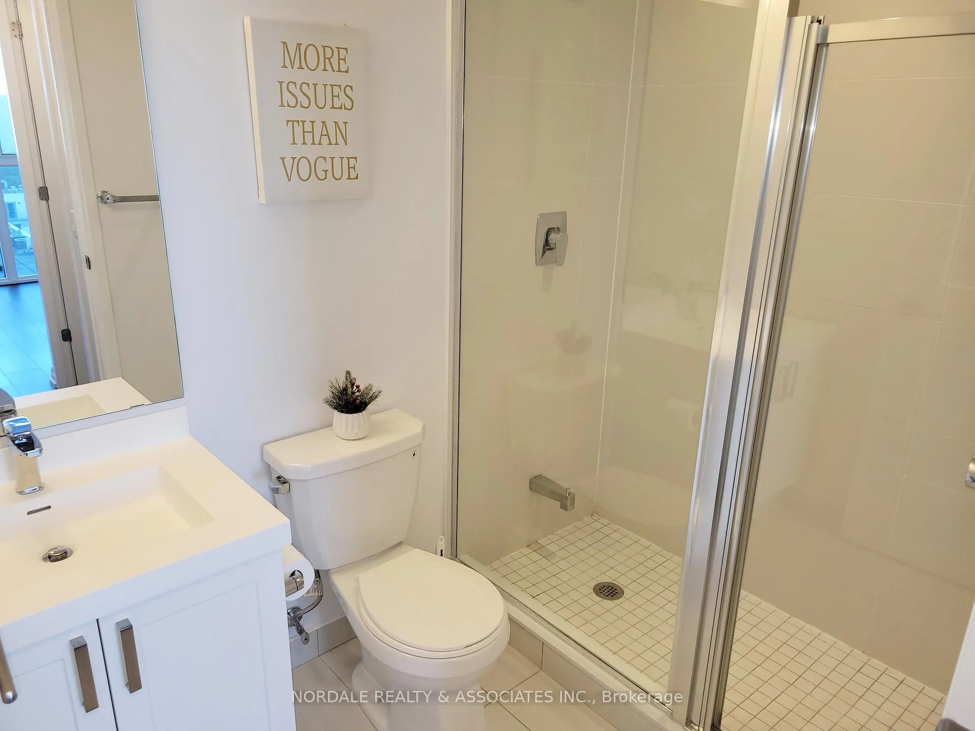Photo 7 of Unit 717, 7895 Jane Street, Vaughan, Concord — HOMEH