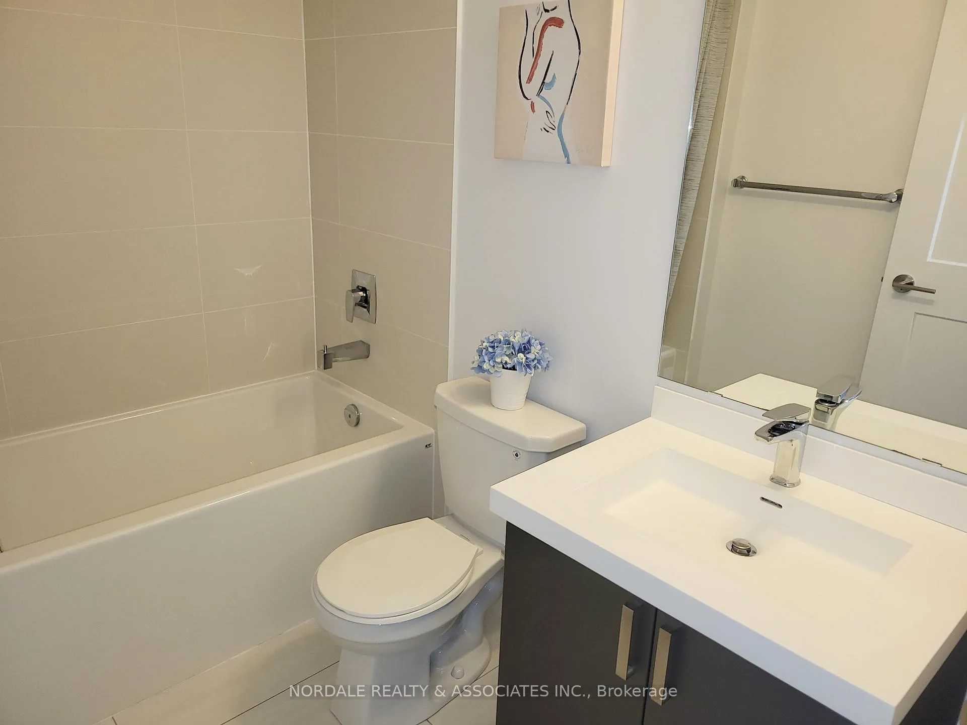 Photo 8 of Unit 717, 7895 Jane Street, Vaughan, Concord — HOMEH