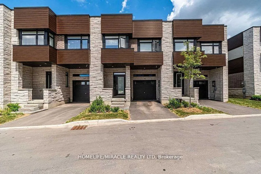 Photo 1 of Unit 18, 35 Midhurts Heights, Hamilton, Rural Stoney Creek — HOMEH