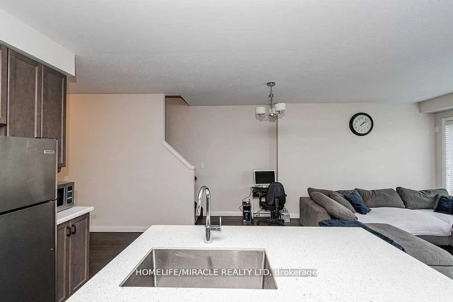 Photo 12 of Unit 18, 35 Midhurts Heights, Hamilton, Rural Stoney Creek — HOMEH