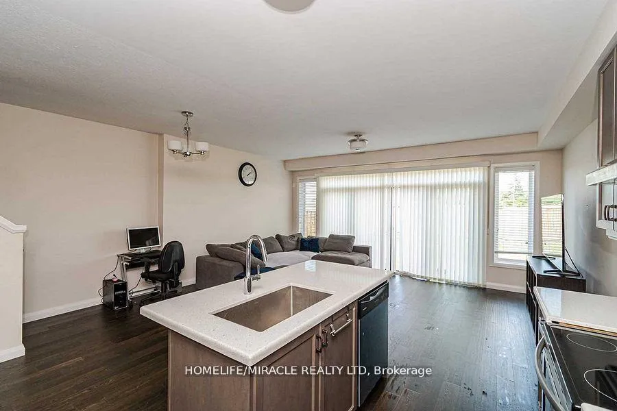 Photo 13 of Unit 18, 35 Midhurts Heights, Hamilton, Rural Stoney Creek — HOMEH