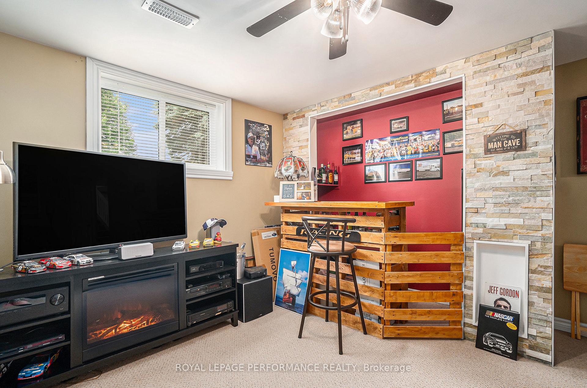 Photo 22 of 1812 Brookdale Avenue, Cornwall — HOMEH