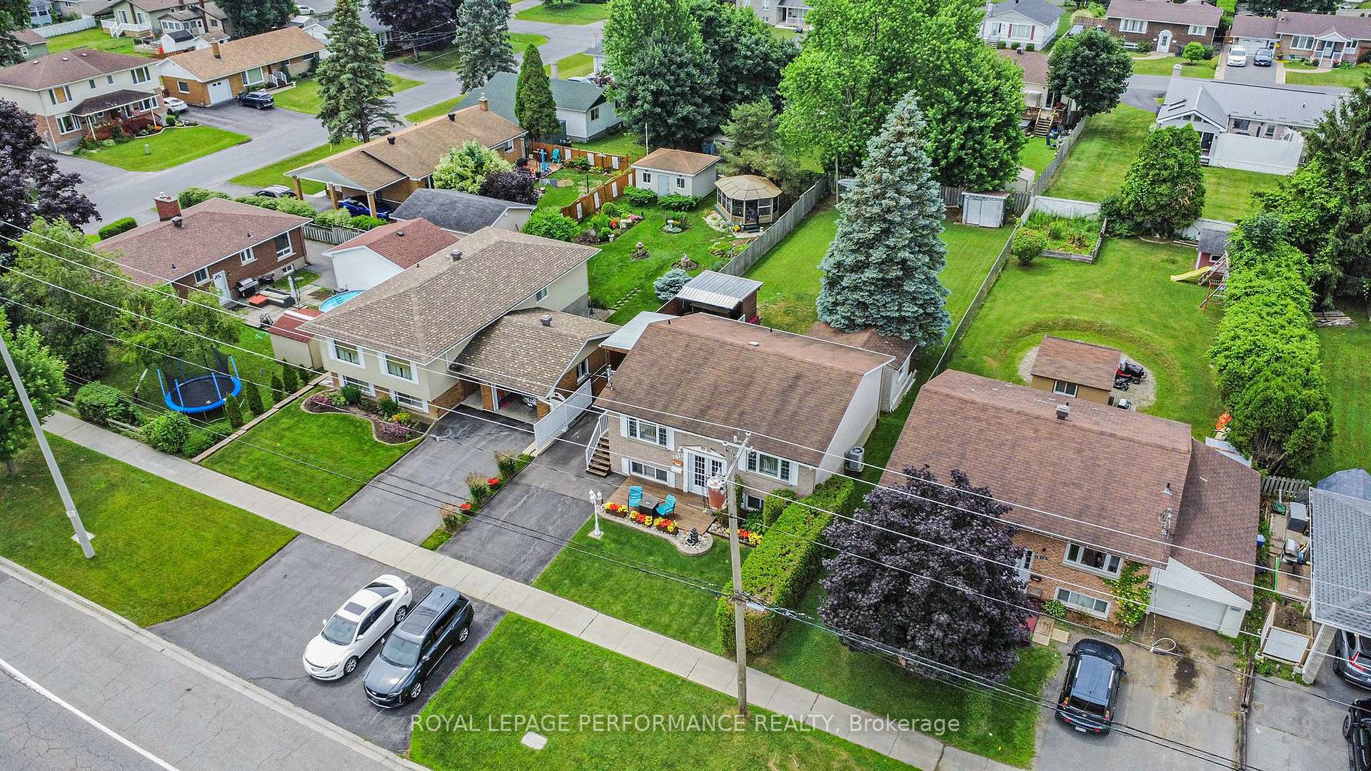 Photo 30 of 1812 Brookdale Avenue, Cornwall — HOMEH