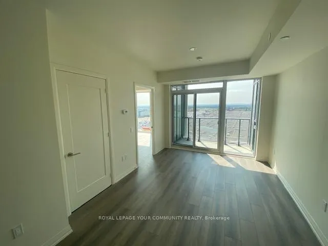 Photo 6 of Unit 1519, 9000 Jane Street, Vaughan, Concord — HOMEH