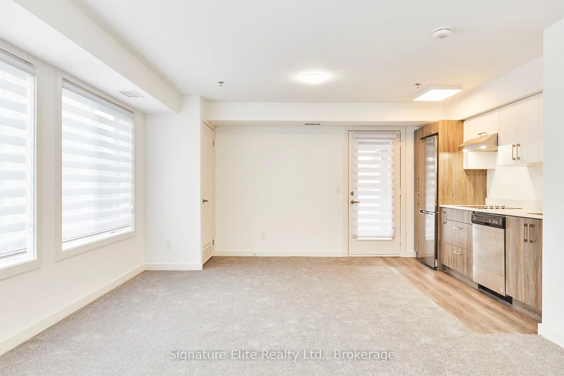 Photo 6 of Unit 202, 45 Connaught Avenue, Toronto, Greenwood-Coxwell — HOMEH