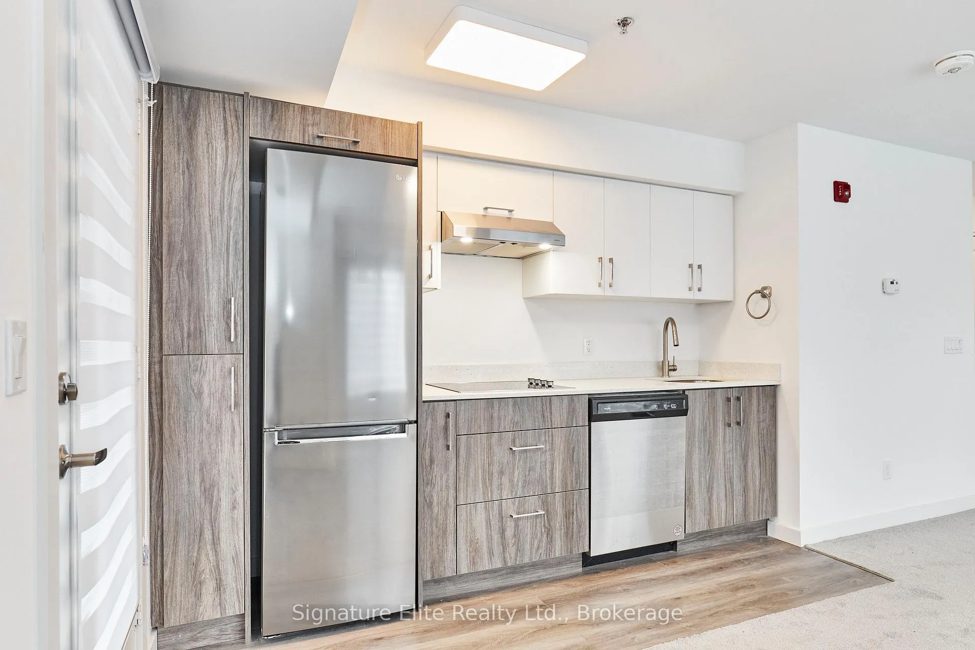 Photo 8 of Unit 202, 45 Connaught Avenue, Toronto, Greenwood-Coxwell — HOMEH