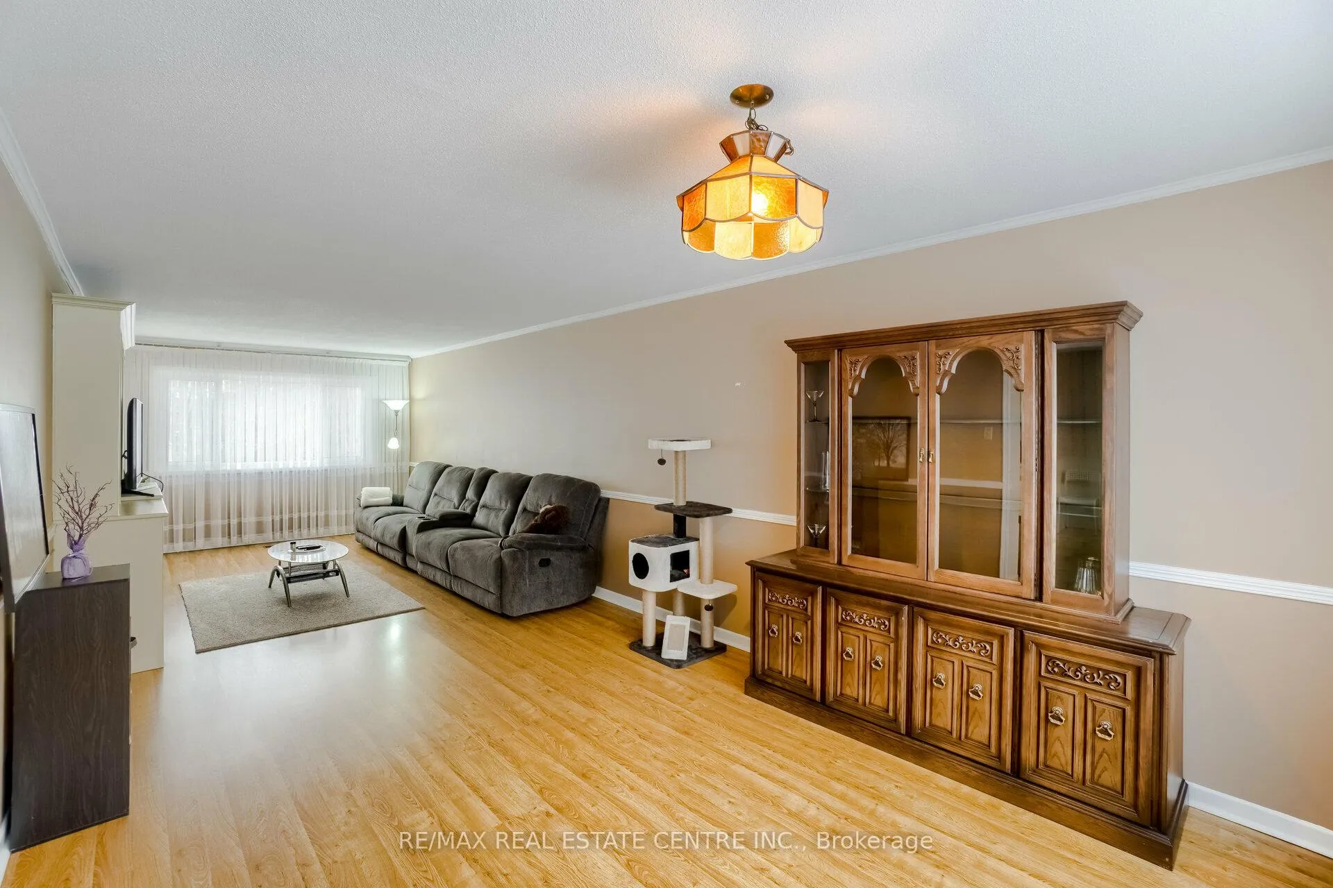 Photo 11 of 30 Green Valley Drive, Kitchener, Pioneer Park — HOMEH