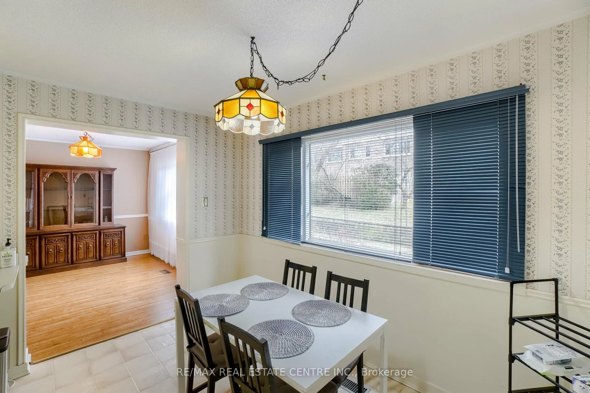 Photo 14 of 30 Green Valley Drive, Kitchener, Pioneer Park — HOMEH