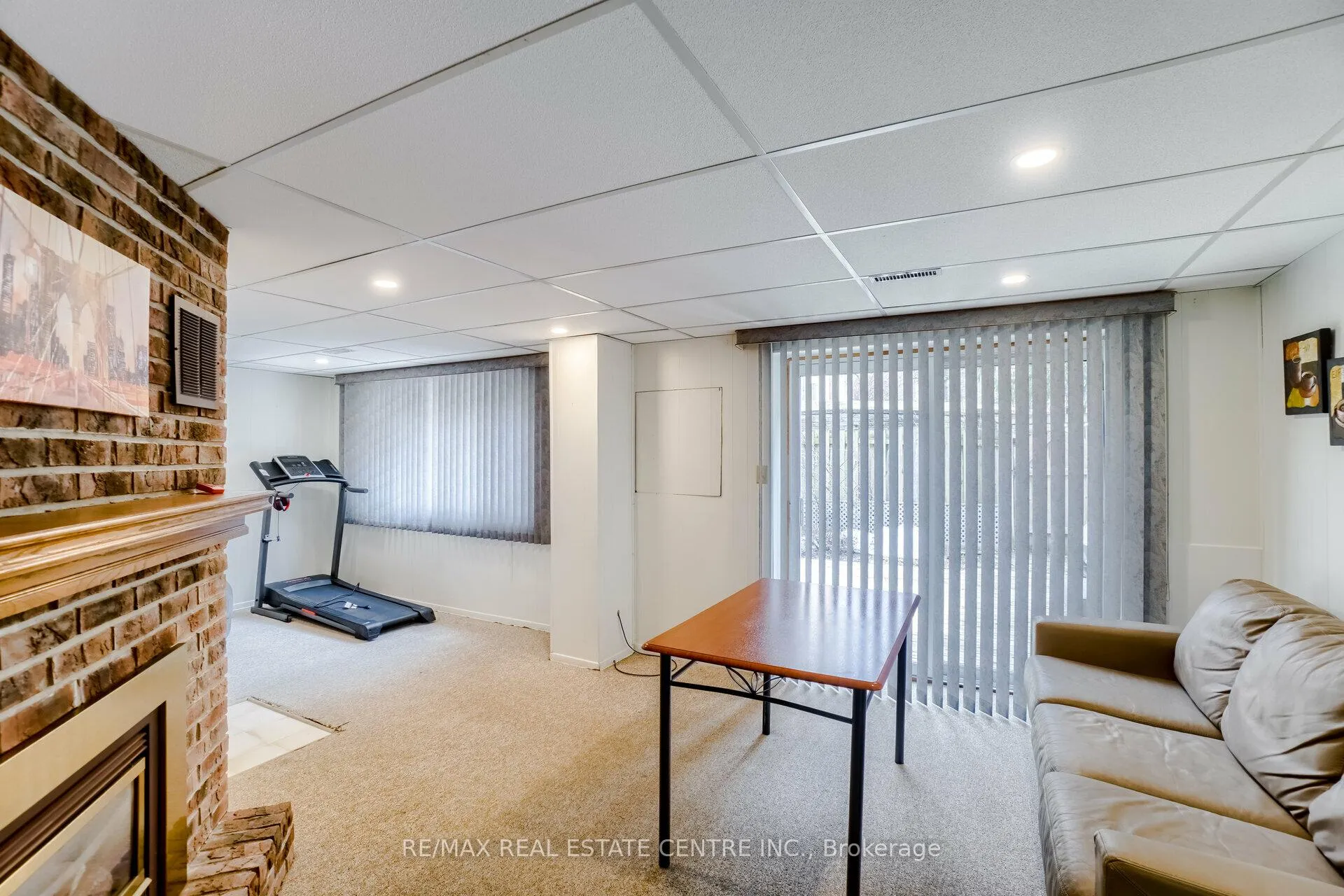 Photo 34 of 30 Green Valley Drive, Kitchener, Pioneer Park — HOMEH
