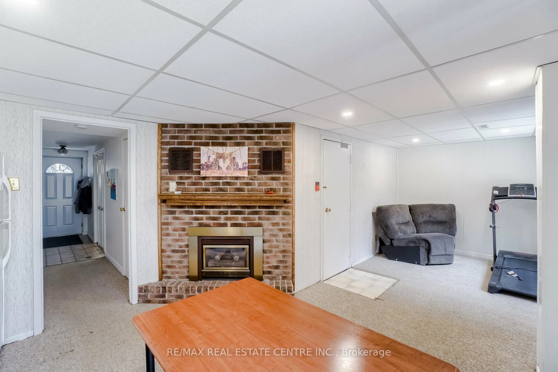 Photo 36 of 30 Green Valley Drive, Kitchener, Pioneer Park — HOMEH