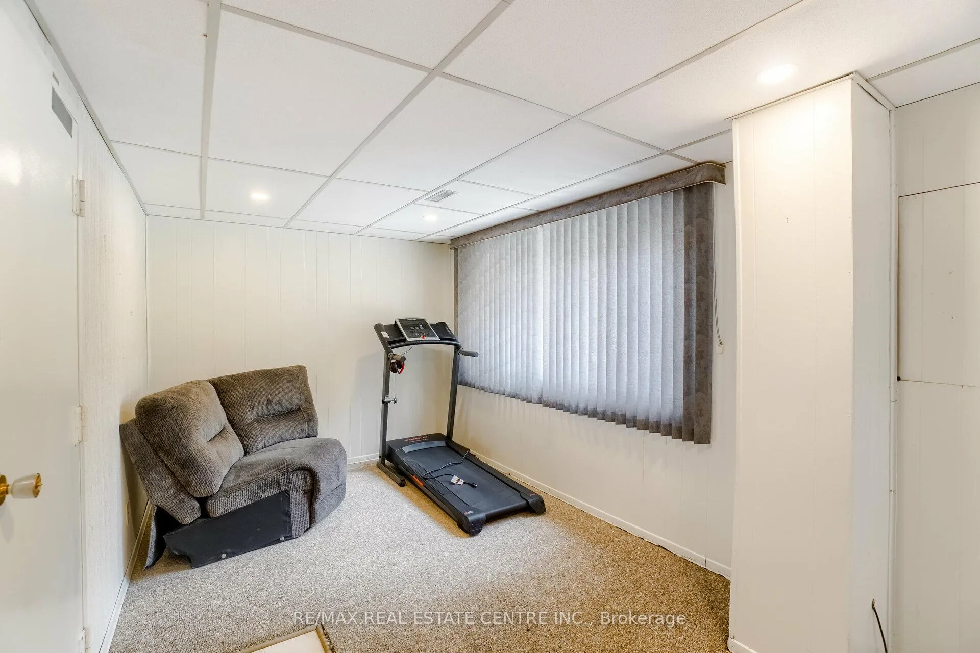 Photo 37 of 30 Green Valley Drive, Kitchener, Pioneer Park — HOMEH