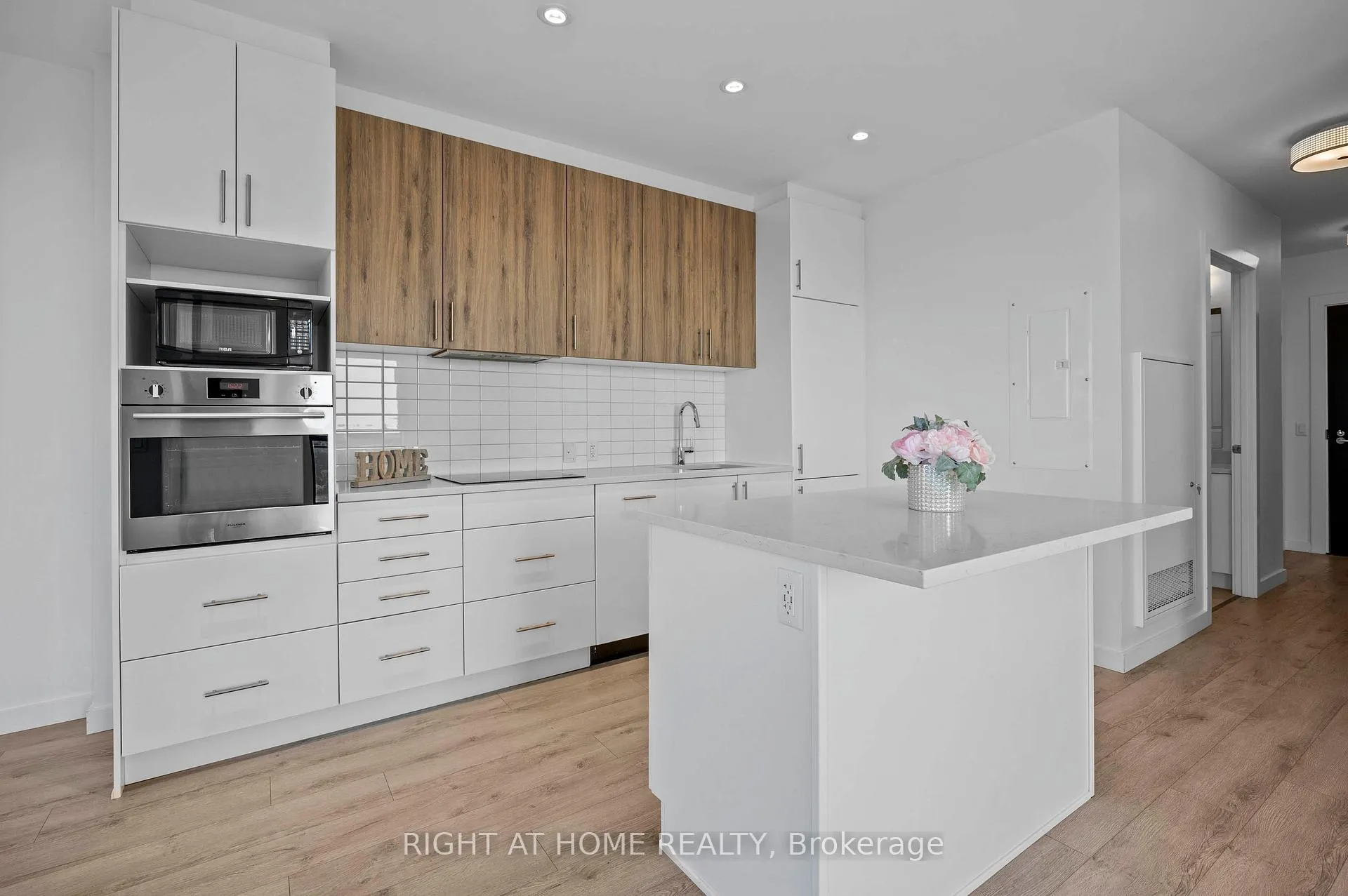 Photo 11 of Unit 1201, 181 King Street, Waterloo, Uptown West — HOMEH