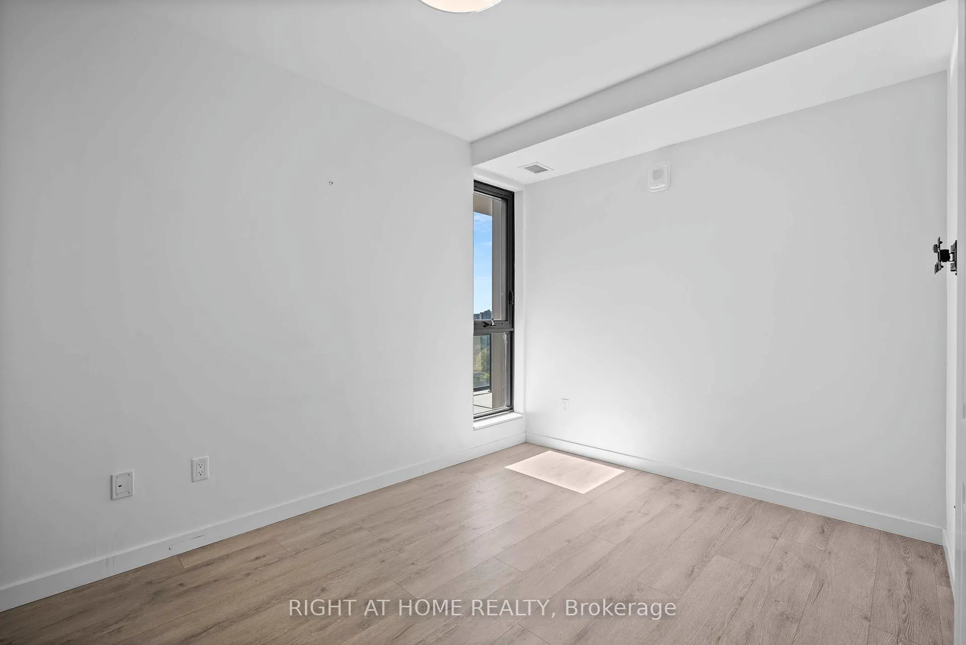 Photo 19 of Unit 1201, 181 King Street, Waterloo, Uptown West — HOMEH