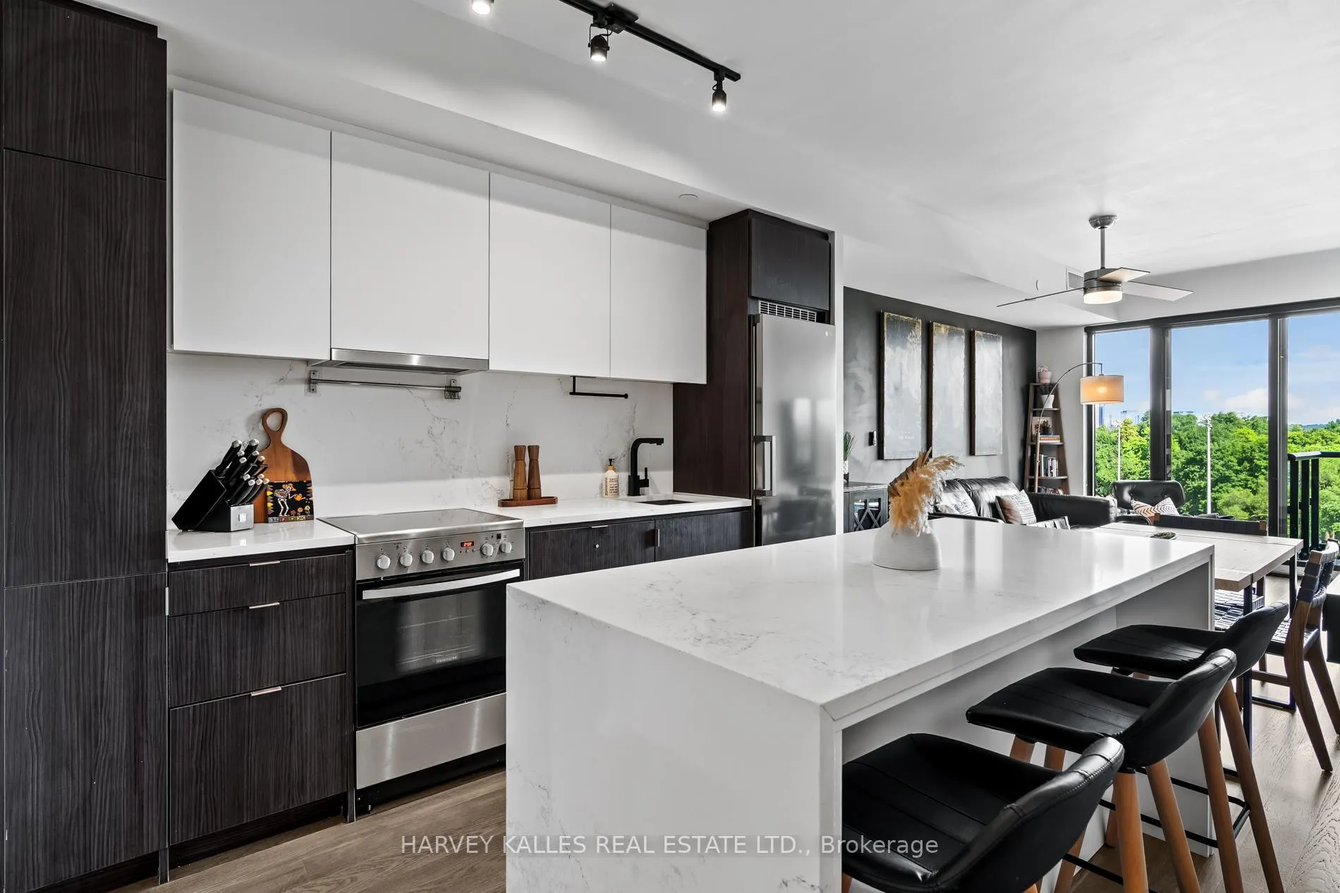 Photo 1 of Unit 604, 7 Smith Crescent, Etobicoke, Stonegate-Queensway — HOMEH
