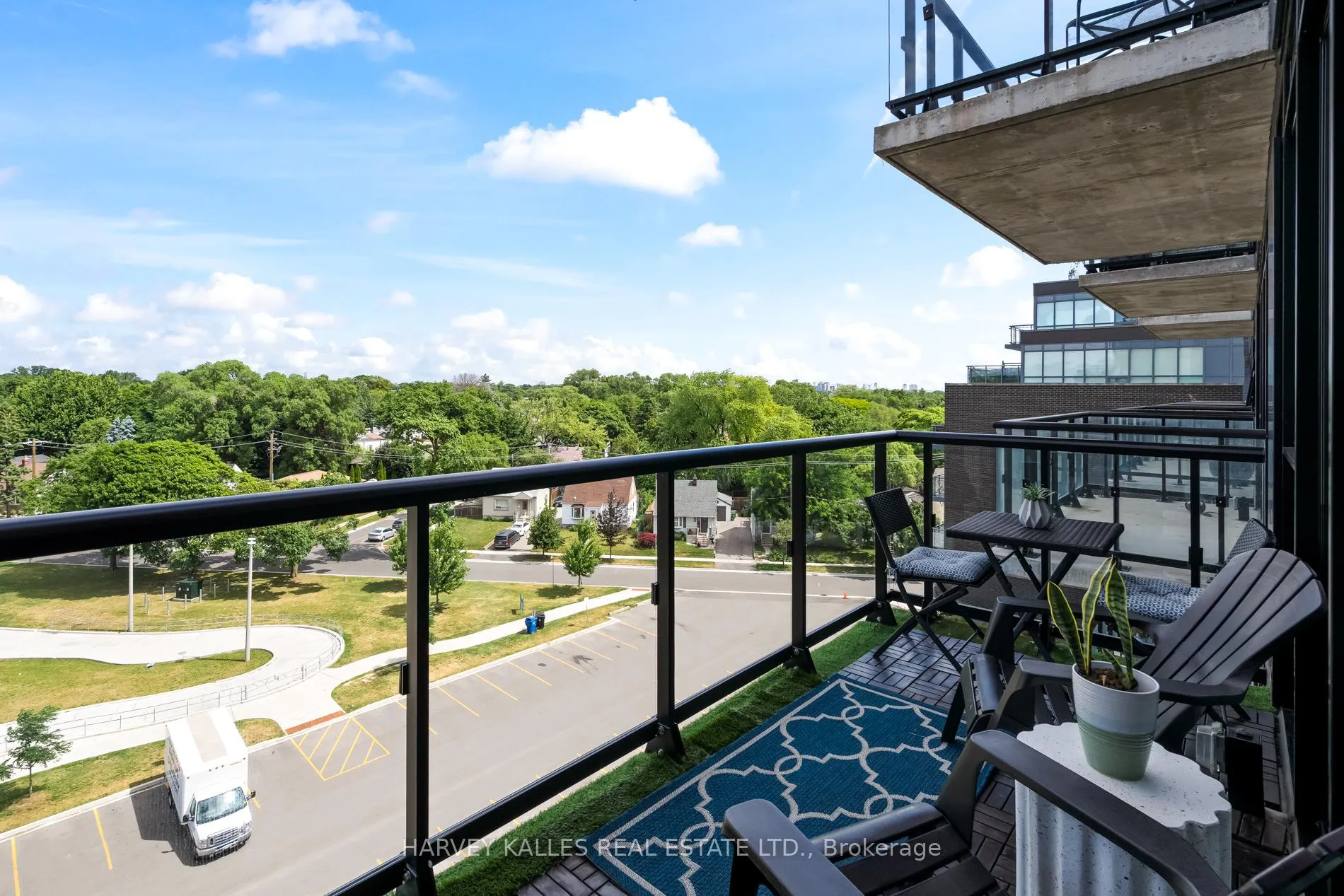 Photo 17 of Unit 604, 7 Smith Crescent, Etobicoke, Stonegate-Queensway — HOMEH