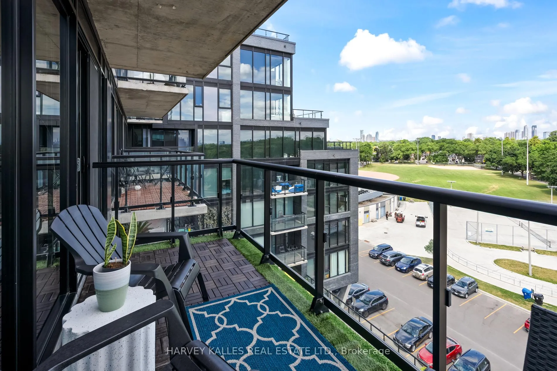 Photo 18 of Unit 604, 7 Smith Crescent, Etobicoke, Stonegate-Queensway — HOMEH