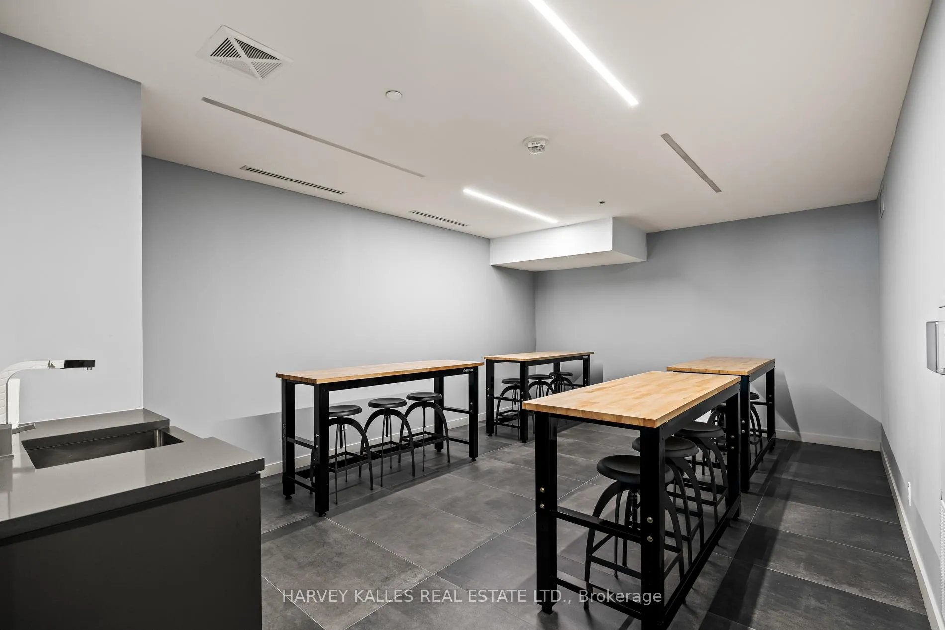 Photo 37 of Unit 604, 7 Smith Crescent, Etobicoke, Stonegate-Queensway — HOMEH