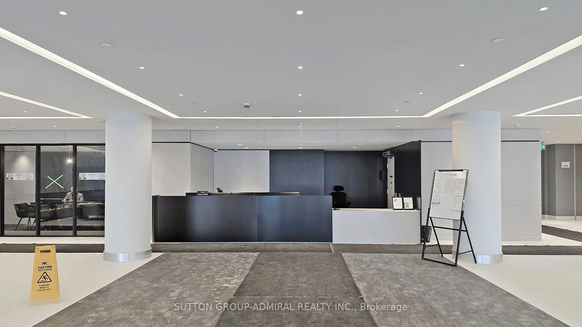 Photo 3 of Unit 1111, 30 Upper Mall Way, Vaughan, Brownridge — HOMEH