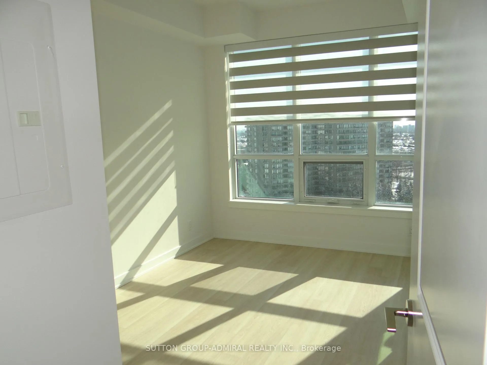 Photo 14 of Unit 1111, 30 Upper Mall Way, Vaughan, Brownridge — HOMEH