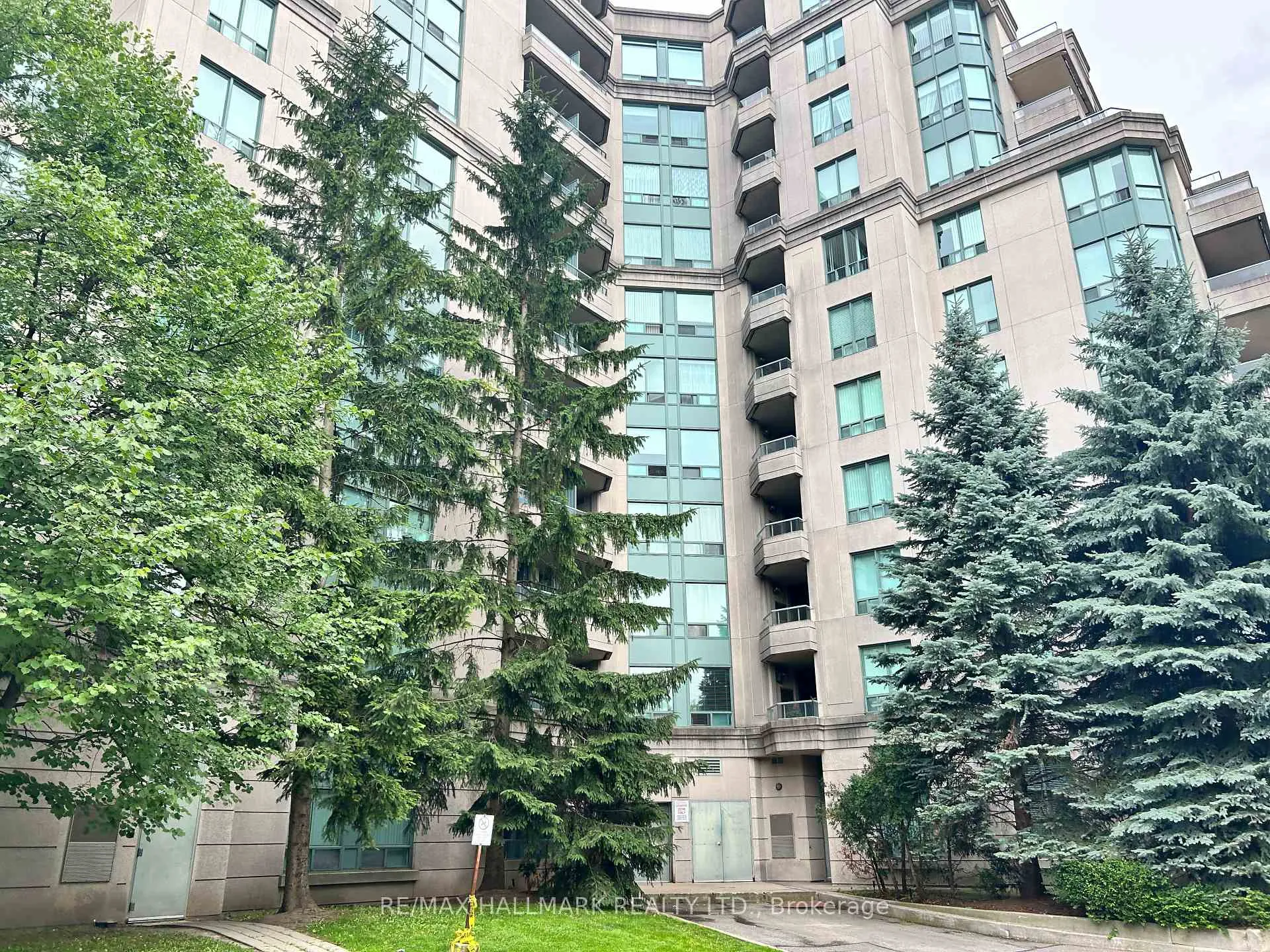 Photo 1 of Unit PH206, 1 Emerald Lane, Vaughan, Crestwood-Springfarm-Yorkhill — HOMEH