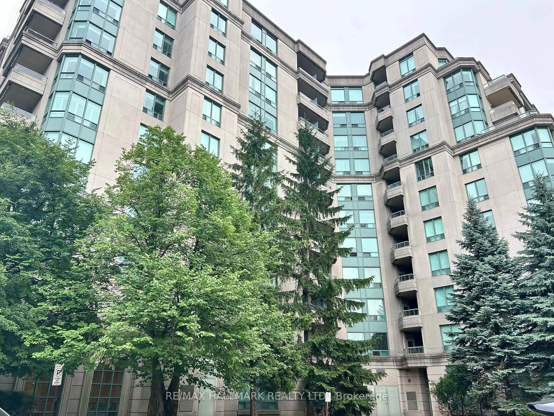 Photo 2 of Unit PH206, 1 Emerald Lane, Vaughan, Crestwood-Springfarm-Yorkhill — HOMEH