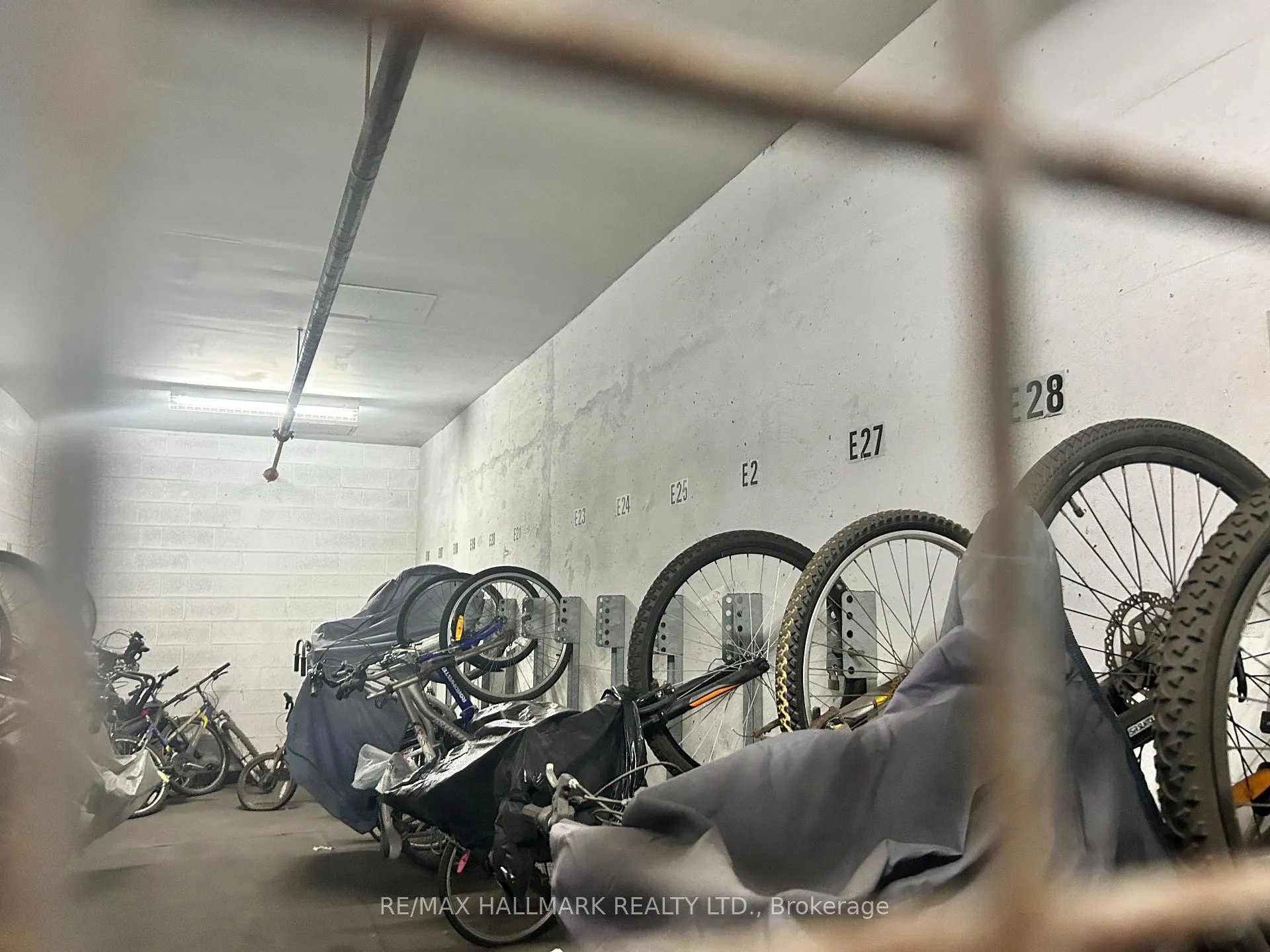 Photo 10 of Unit PH206, 1 Emerald Lane, Vaughan, Crestwood-Springfarm-Yorkhill — HOMEH