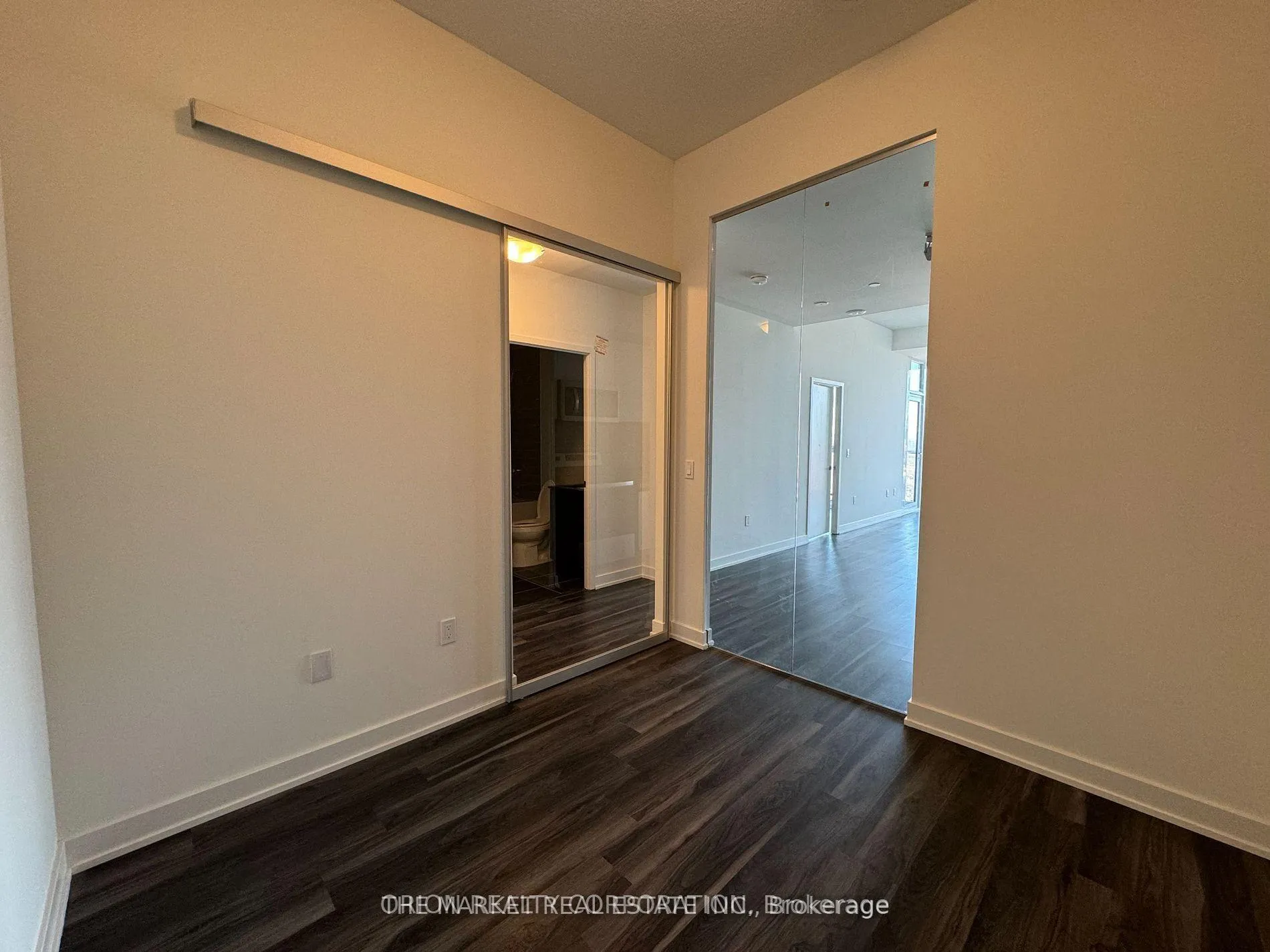 Photo 13 of Unit 821, 859 The Queensway, Etobicoke, Stonegate-Queensway — HOMEH