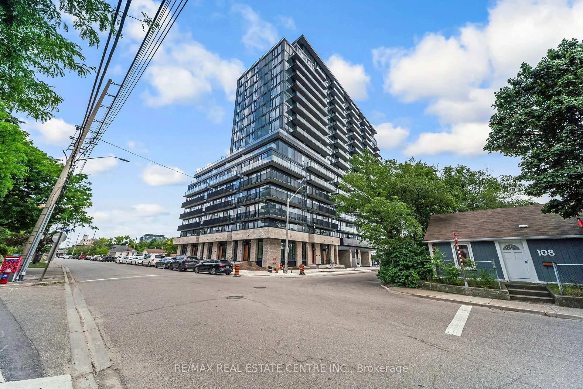 Front of Unit 212, 3009 Novar Road