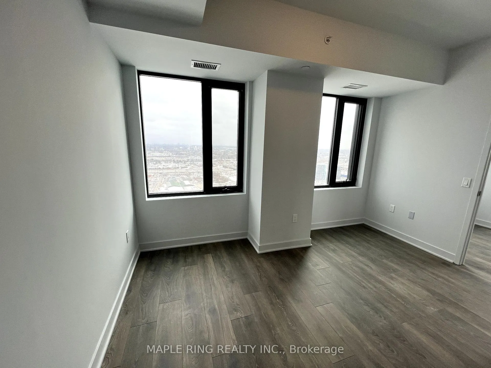 Photo 9 of Unit 4205, 2920 Highway 7 Road, Vaughan, Concord — HOMEH