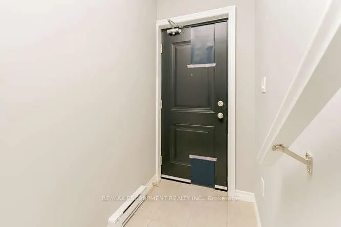 Photo 5 of 76 Wheat Lane, Kitchener — HOMEH