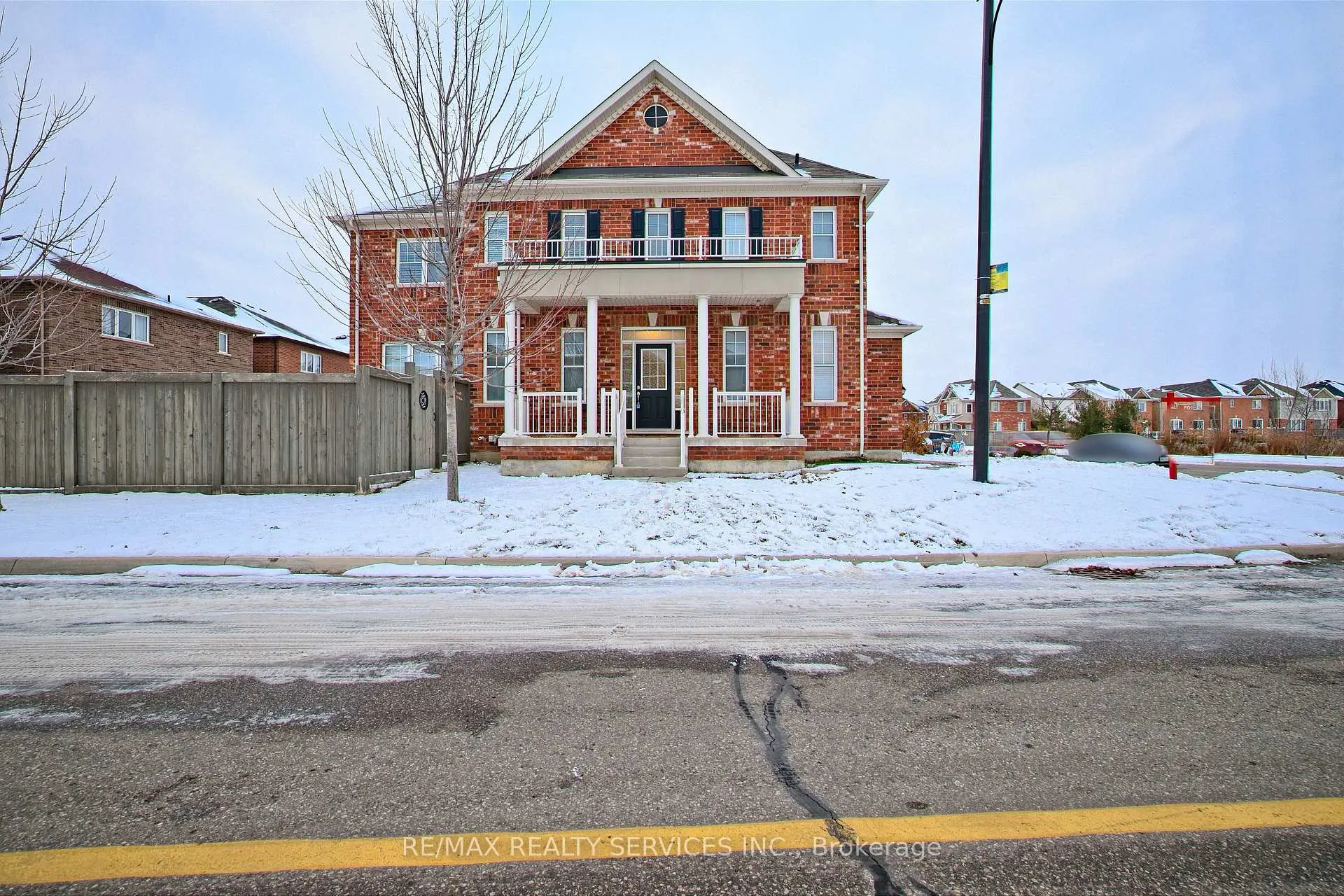 Photo 2 of 2 Redfern Street, Brampton, Northwest Brampton — HOMEH
