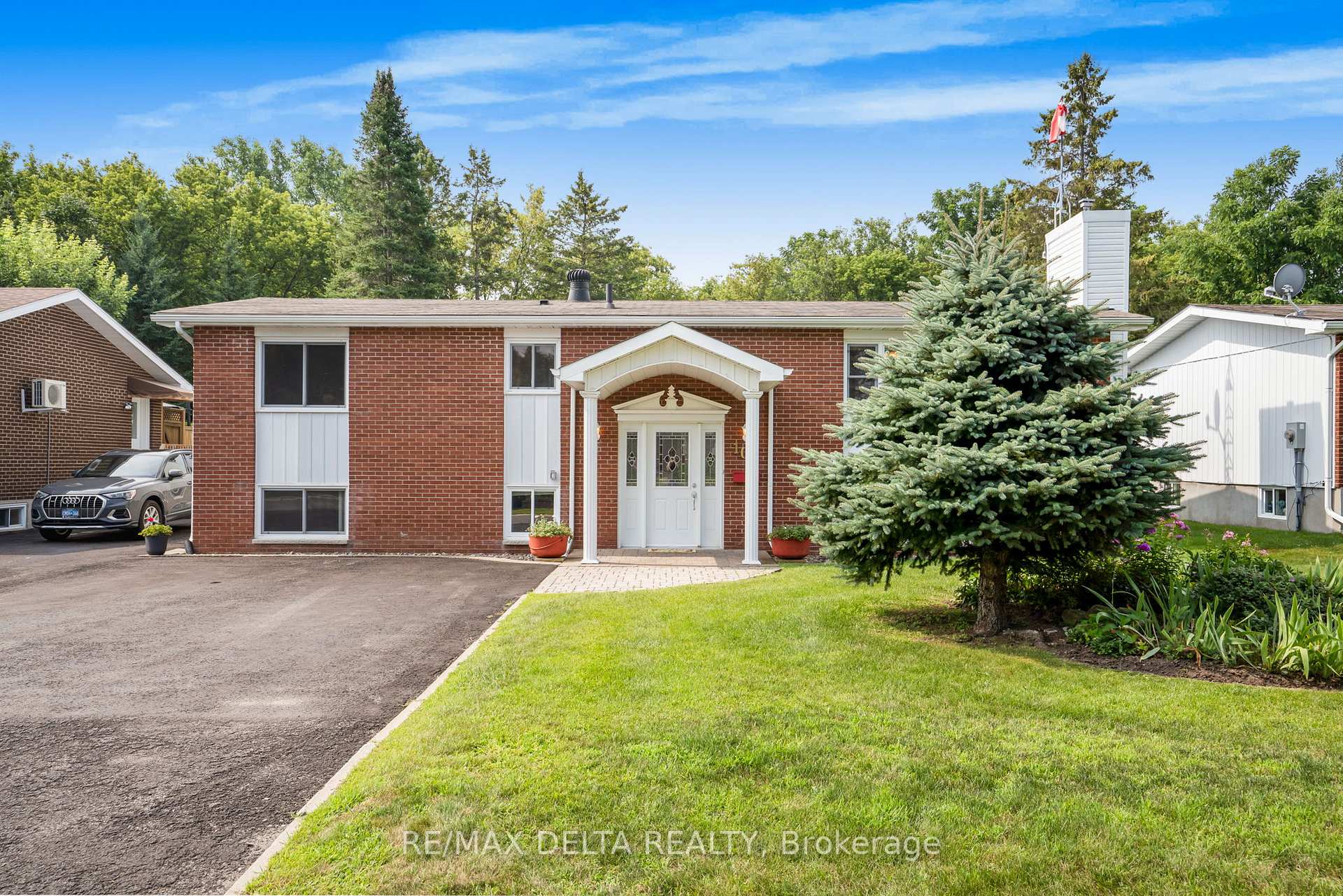Photo 2 of 109 Fournier Street, Champlain, Vankleek Hill — HOMEH