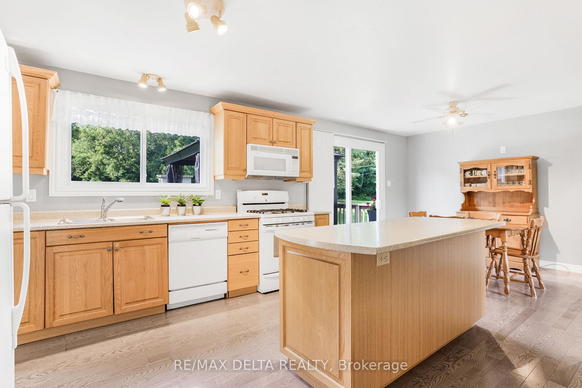Photo 8 of 109 Fournier Street, Champlain, Vankleek Hill — HOMEH