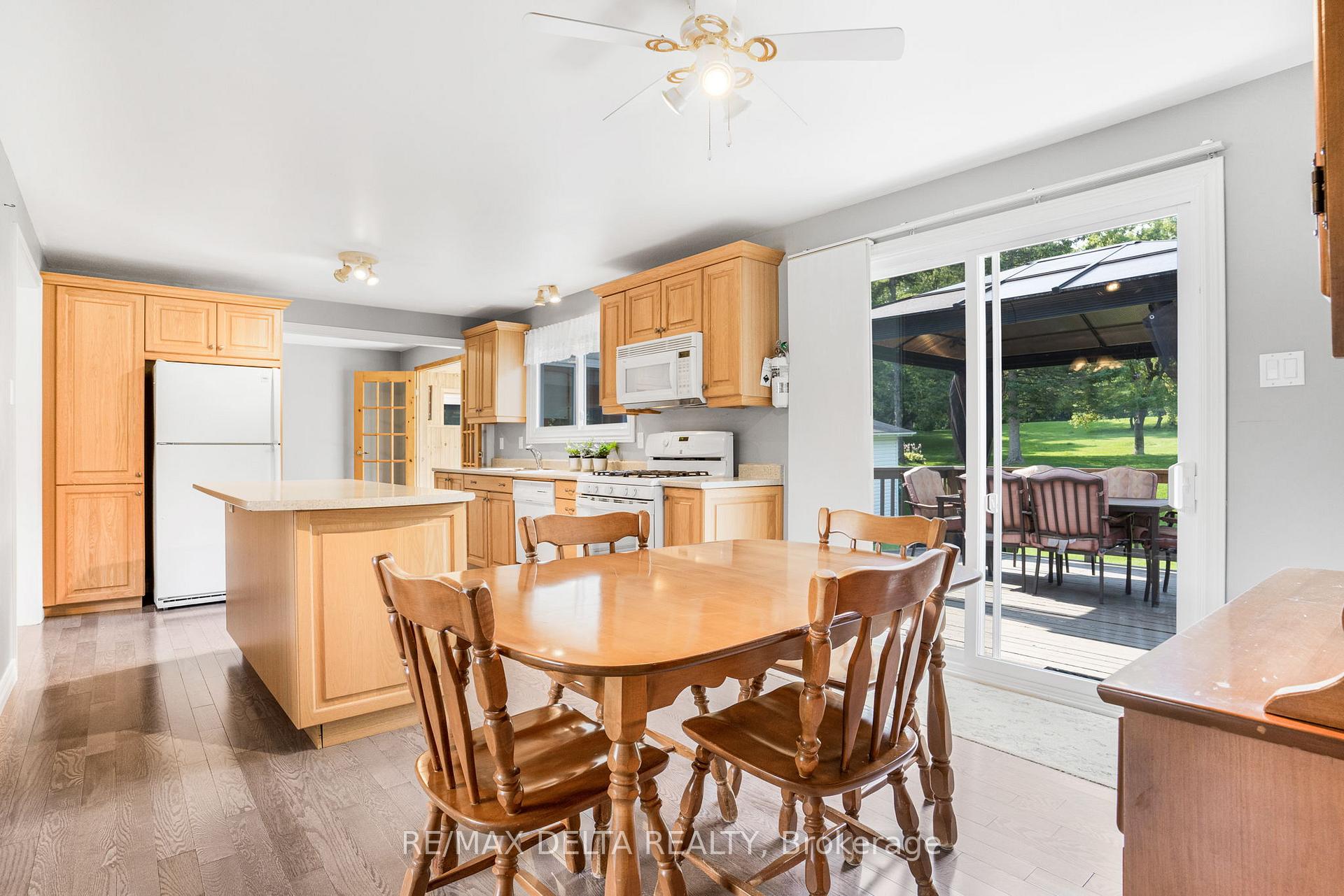 Photo 13 of 109 Fournier Street, Champlain, Vankleek Hill — HOMEH