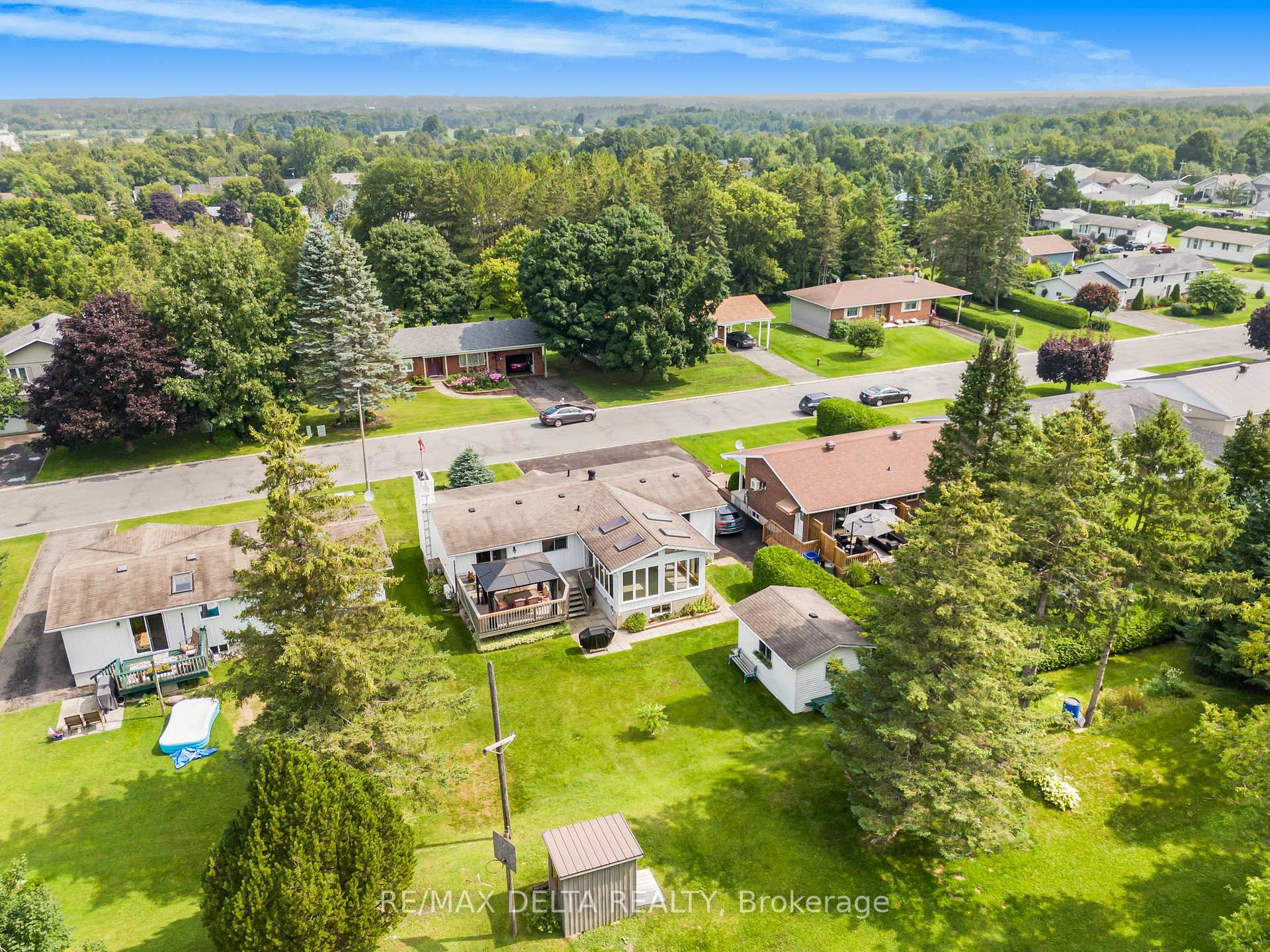 Photo 35 of 109 Fournier Street, Champlain, Vankleek Hill — HOMEH